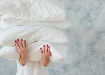 De ce dormim? Ce este și ce rol are somnul?