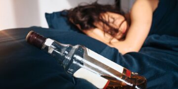 legătura dintre somn și consumul de alcool